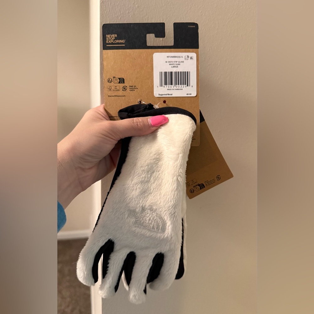 The North Face Women's Osito Etip Glove - Size Large - White Dune Color - NWT - Picture 2 of 2